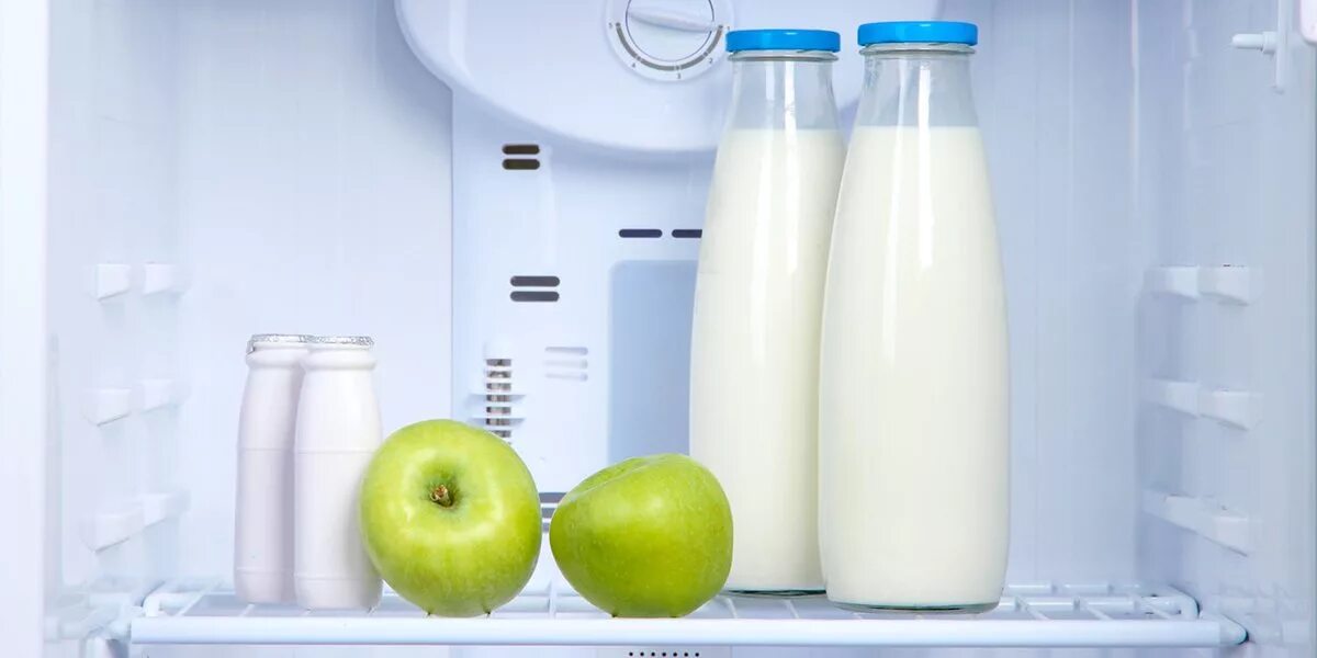 молоко условия хранения. хранение молока и сливок. условия и сроки реализации молока и сливок. молочные продукты в холодильнике. хранение молочных продуктов в холодильнике.