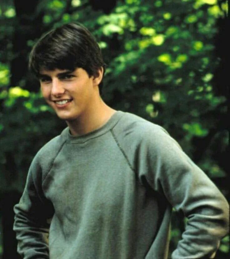 Tom html. Tom Cruise young. Том Круз в детстве. Том Круз в детстве фото. Tom Cruise Risky Business.