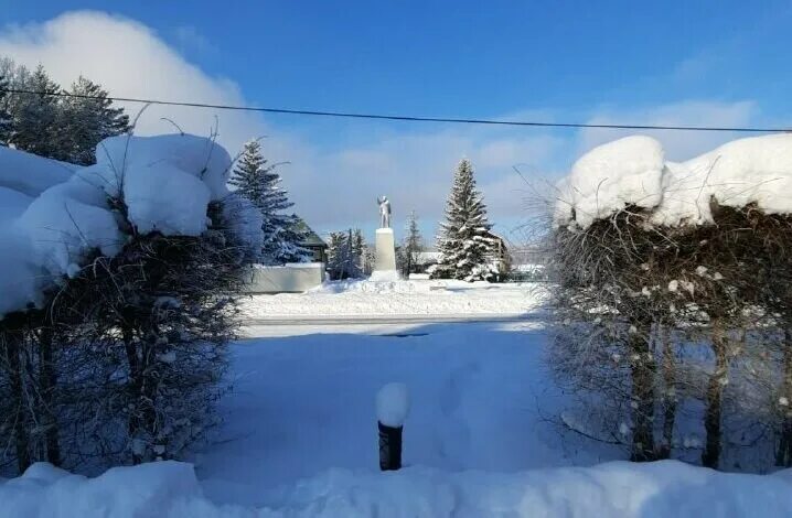 Погода в зее амурская на 10. Зея погода сегодня. Погода в зее амурская на 10. Зима в городе зея. Зея школа имени фрунзе.