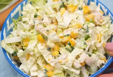 Салат с копченой курицей капустой огурцом