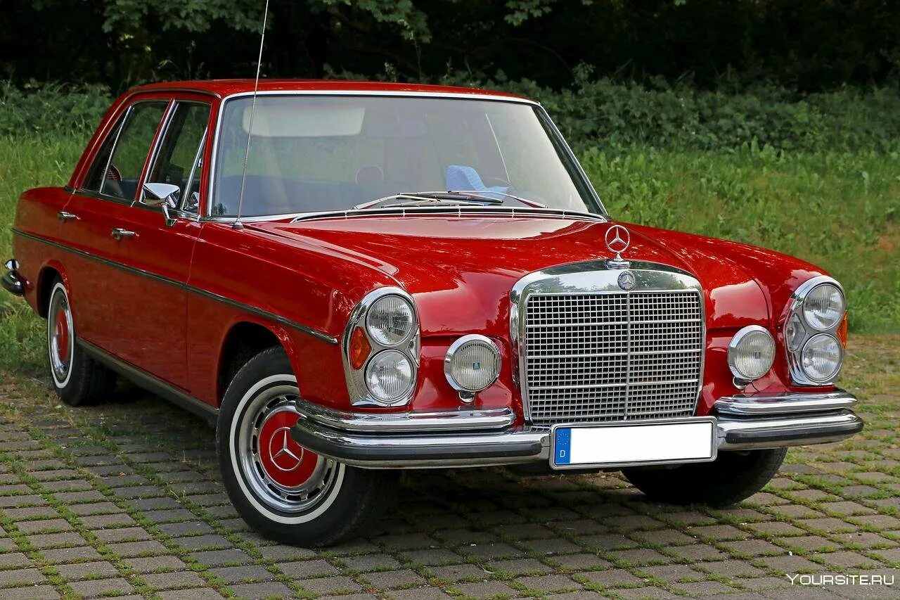 1 автомобиль мерседес. Mercedes-Benz w108. Мерс w108. Мерседес Даймлер Бенц. Mercedes-Benz w128.