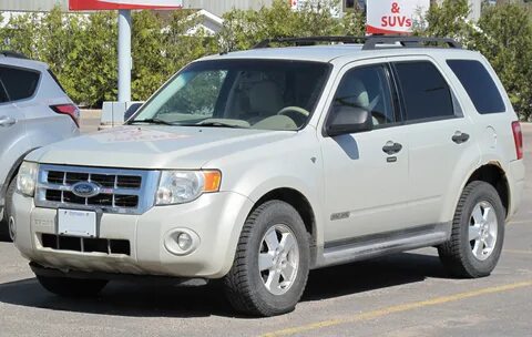 2008 Ford Escape XLT in Light Sage Metallic, Front Left, 05-08-2022.jpg. 