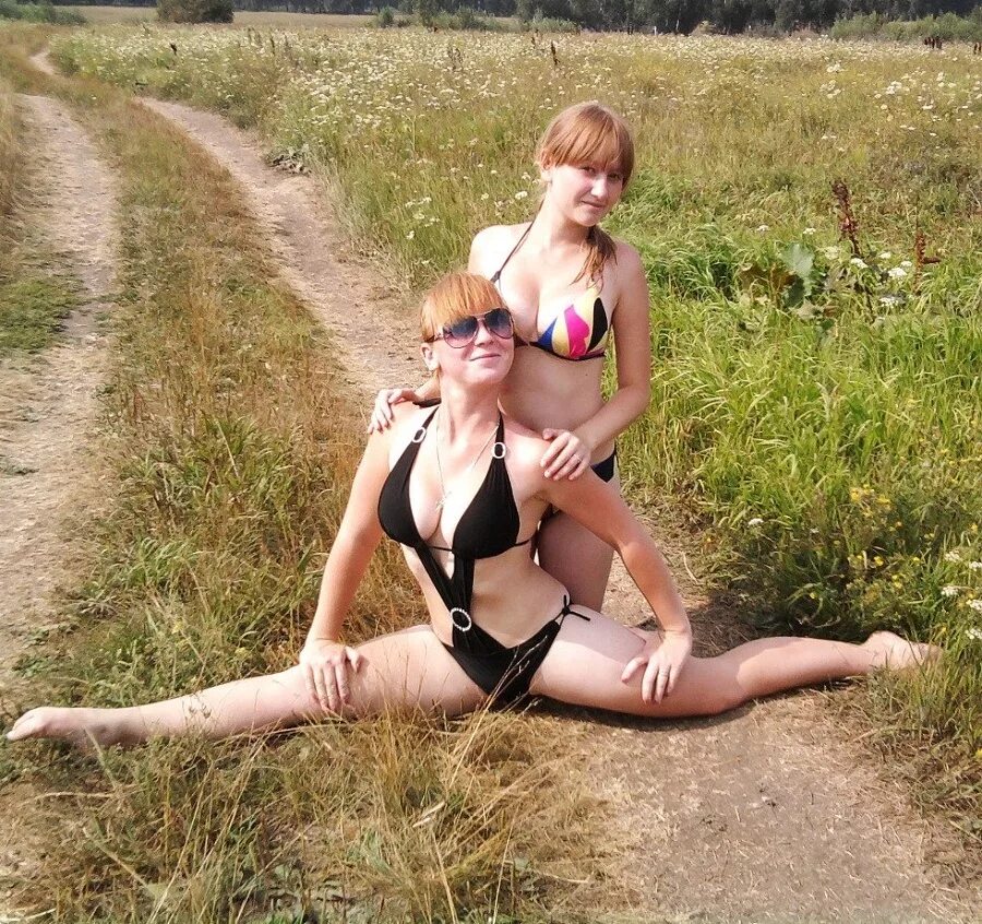 Смотреть бесплатно фото подружки шалят в деревне Фотография Семейные фотографии, Детская фотография, Фотографии