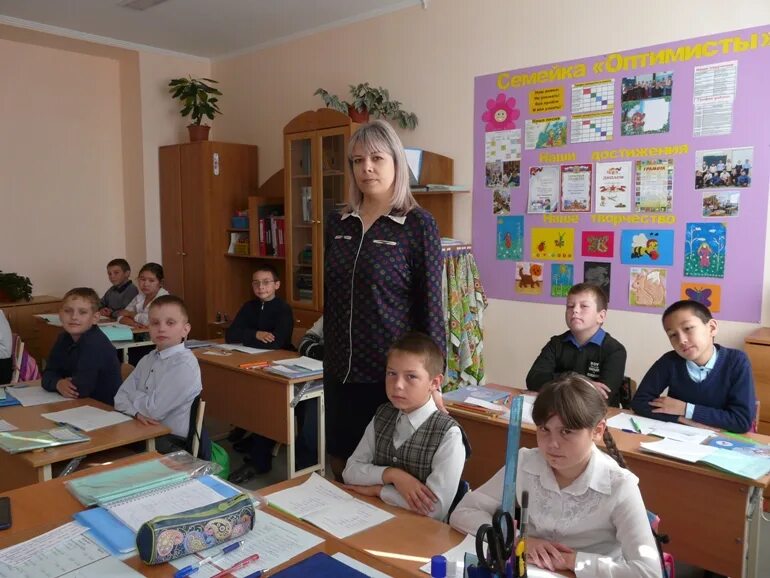 учителя школы интерната 2