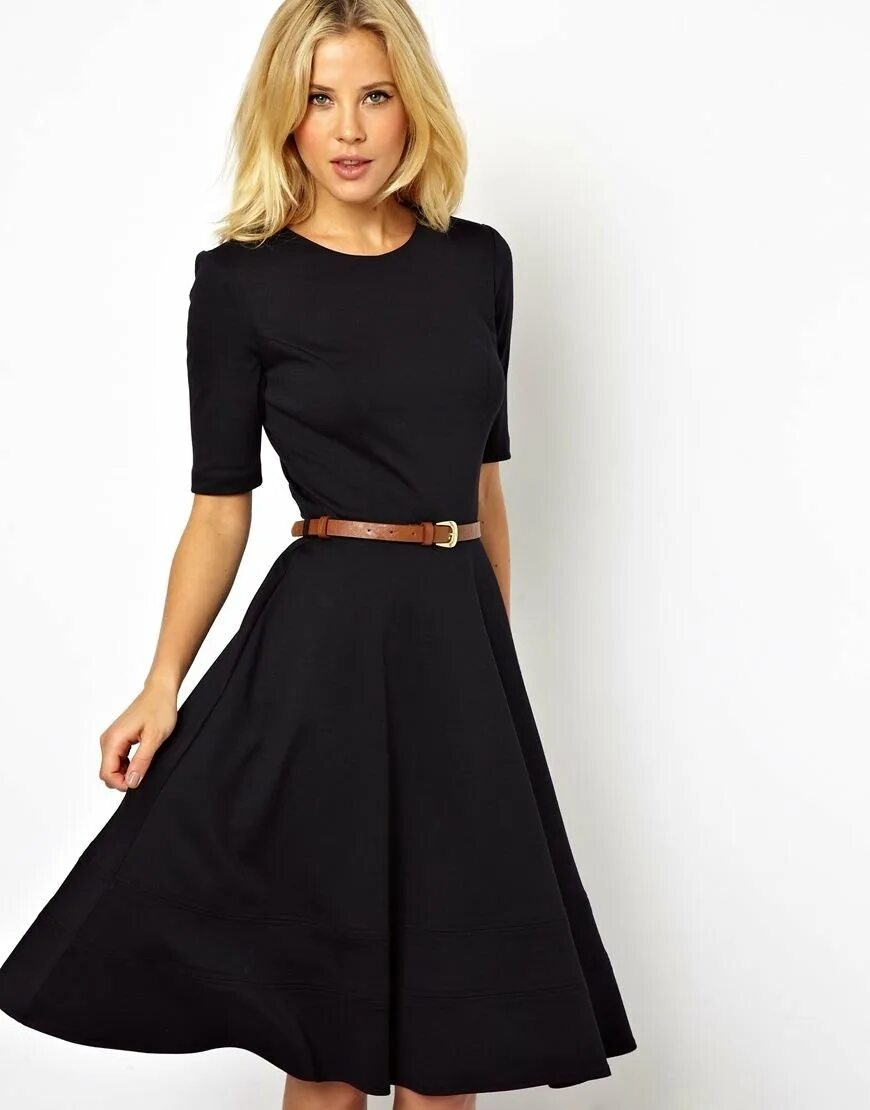 Черное платье с поясом. Modest Midi платье. Короткое расклешенное платье. Платье черное. Черное стильное платье.