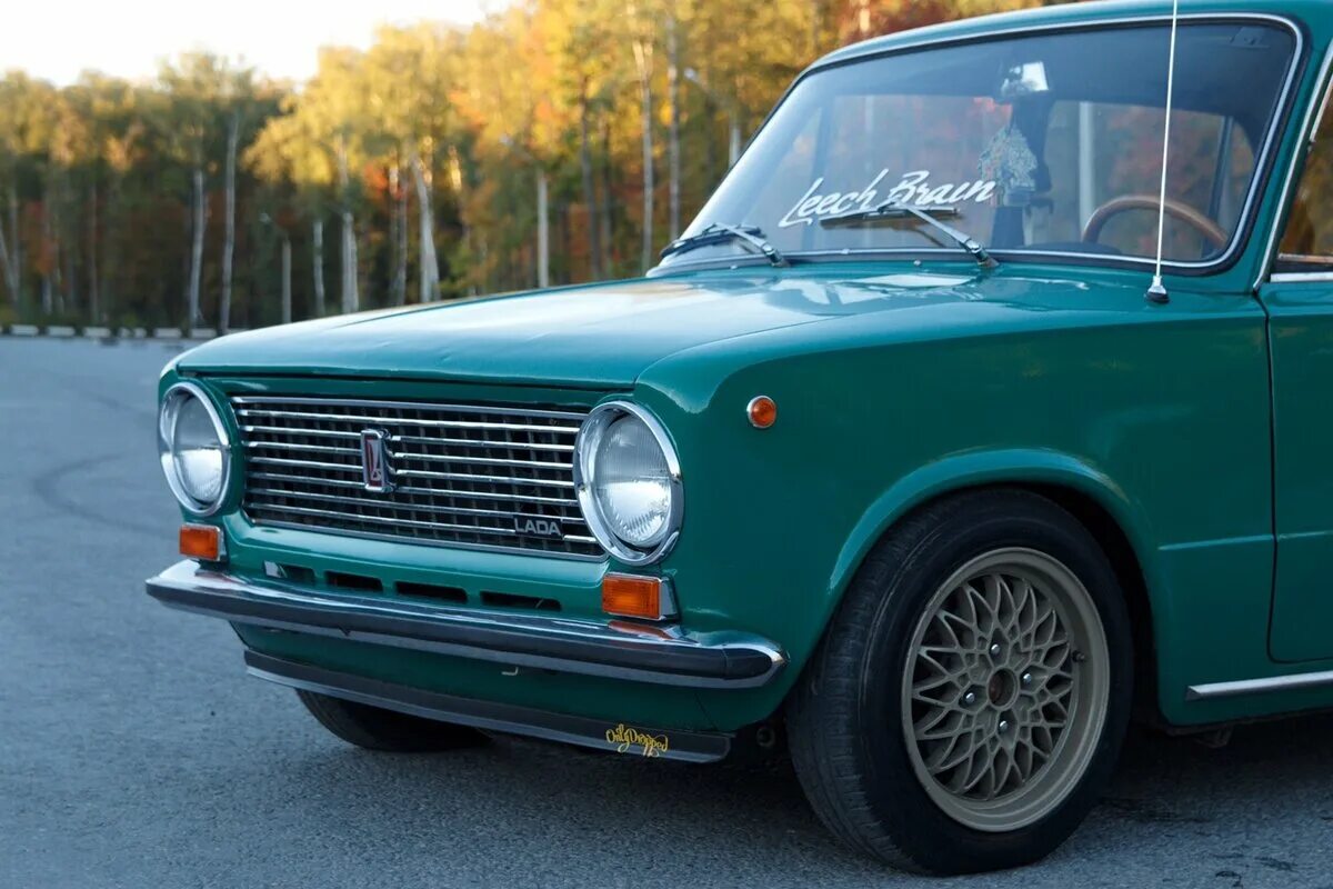 минусы ваз 2101. ваз 2101 василек. Lada 2101 stance. ваз 2101 стенс зеленая. минусы ваз 2101.