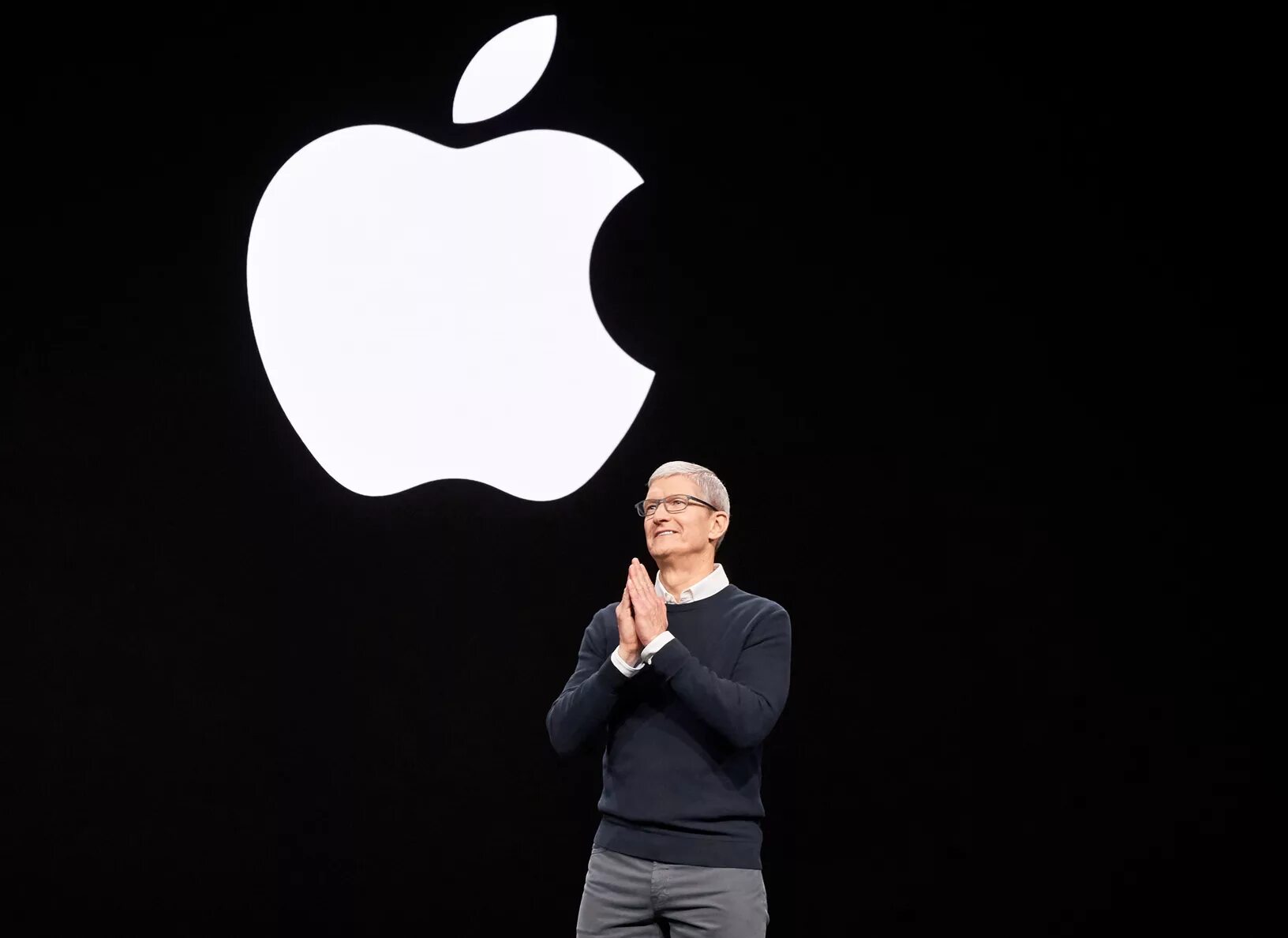 Перестал apple. Тим кук эппл. apple event 2025. тим кук и эпл 14. тим кук презентация айфон.