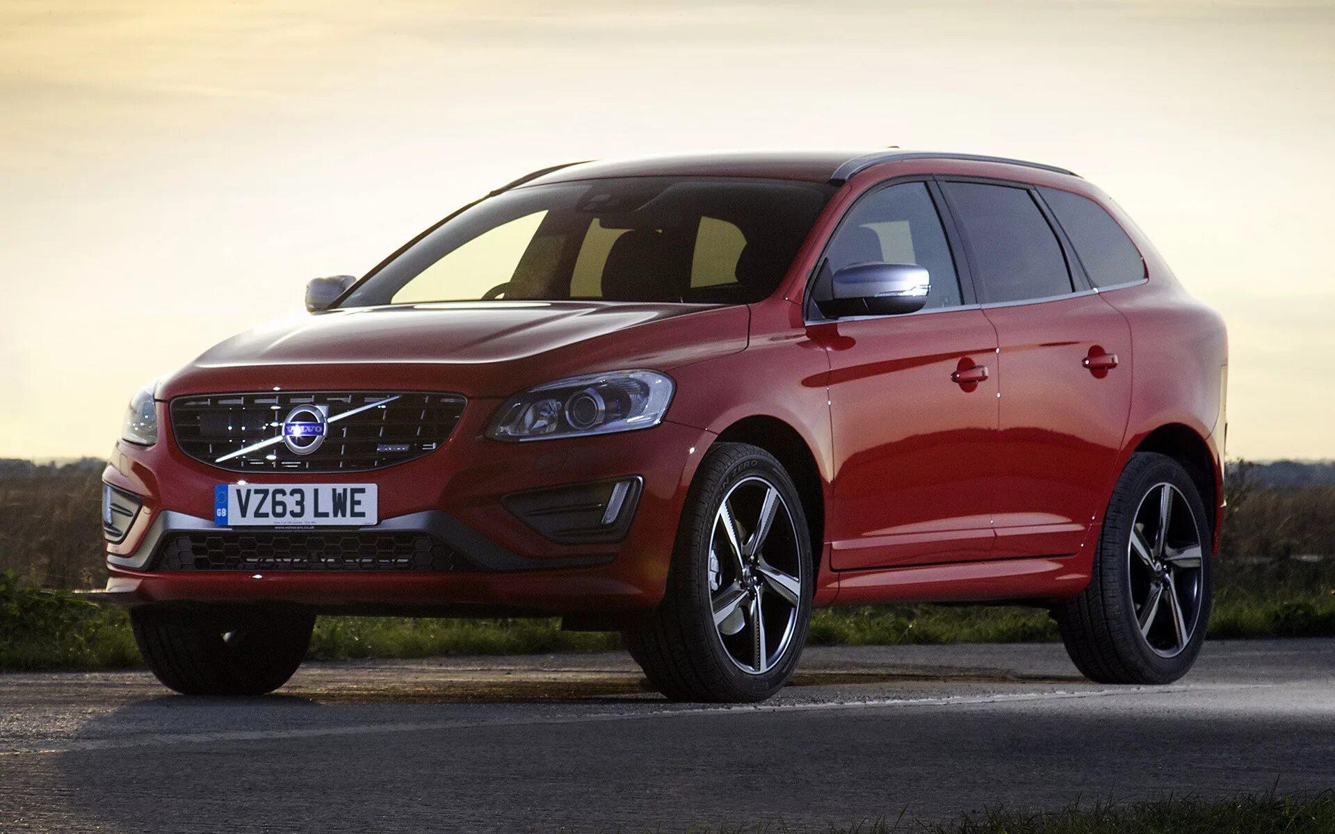 Вольво хс60 поколения. Xc60 r Design. Вольво хс60. Volvo cx60. Volvo xc60 2013.