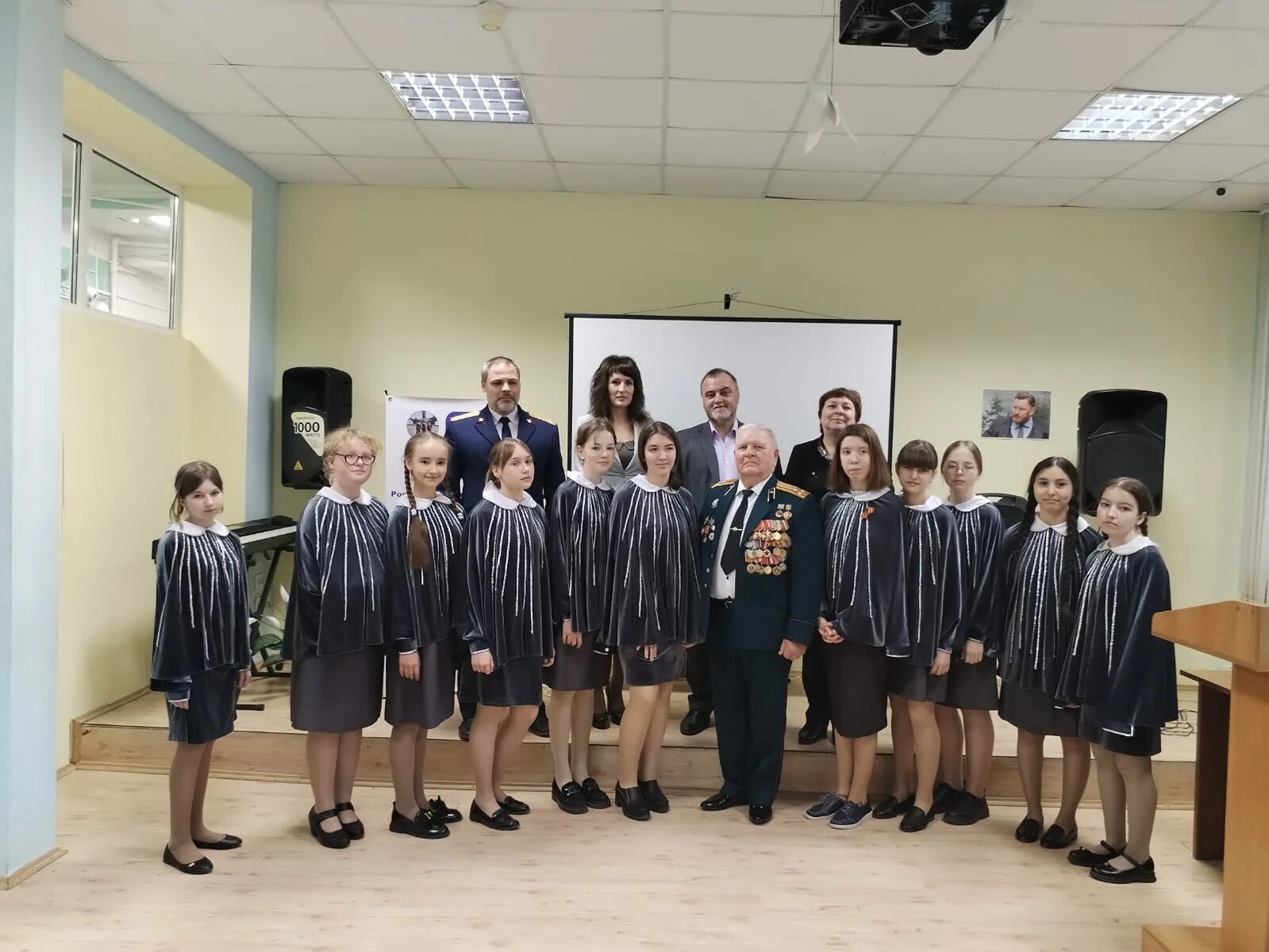 калмыцкий государственный университет. движение первых разговоры о важном 3 класс. движение первых. открытие первичного отделения рддм. российское движение детей и молодежи.