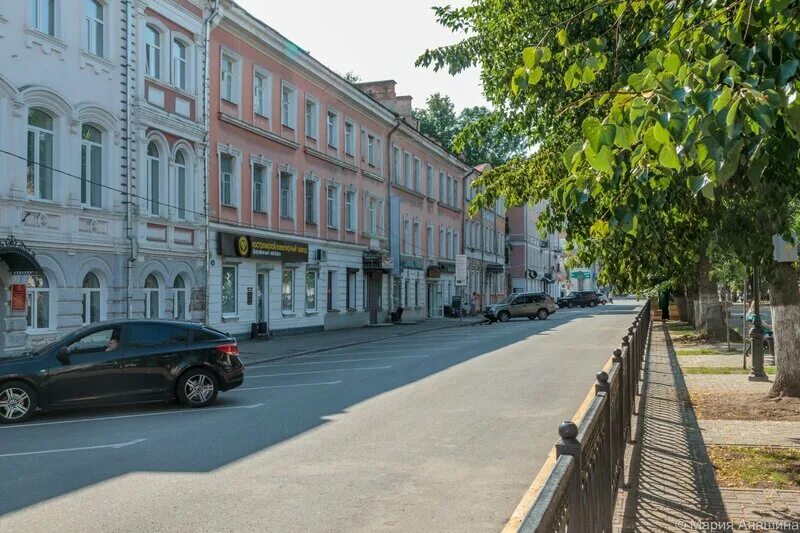 Тверь бульвар. Улица Радищева Тверь. Бульвар Радищева город Тверь. Бульвар Радищева 20 Тверь. Город Тверь бульвар Радищева 31.