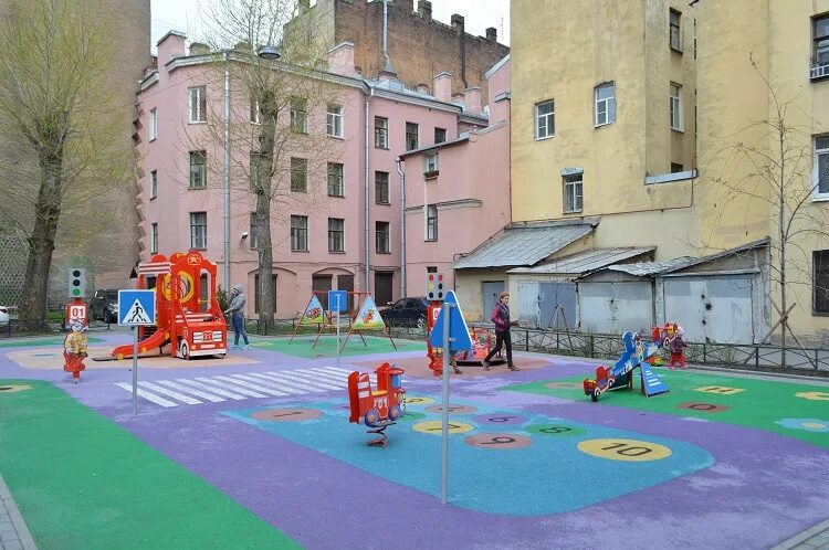 Садики адмиралтейского. Садики адмиралтейского. Садики адмиралтейского. Площадка детская адмиралтейская набережная 2. Садики адмиралтейского.