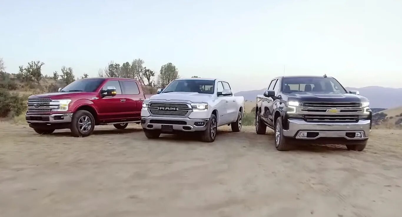 Vs ram. Ford f 150 vs Ram. Dodge Ram и Ford f150. Dodge Ram vs Ford f 150. Ford f-150 vs dodge Ram 1500.