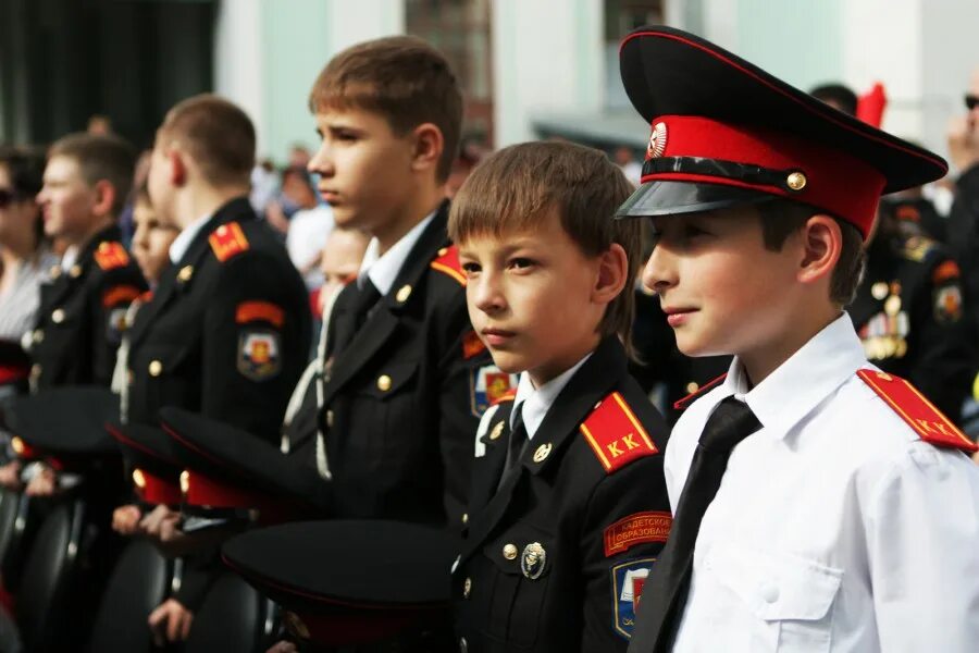 Детские военные школы. Президентское кадетское училище Москва. Суворовское военное училище в Москве. Кадеты Зеленограда школа 1557. Кадетское училище в Москве для мальчиков с 5 класса.