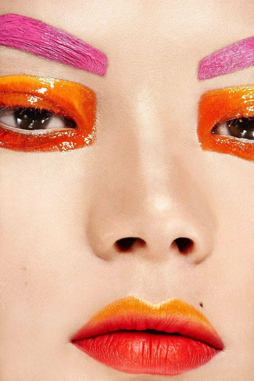 Красивый яркий макияж. Оранжевый макияж. Яркий макияж глаз. Макияж в оранжевых тонах.