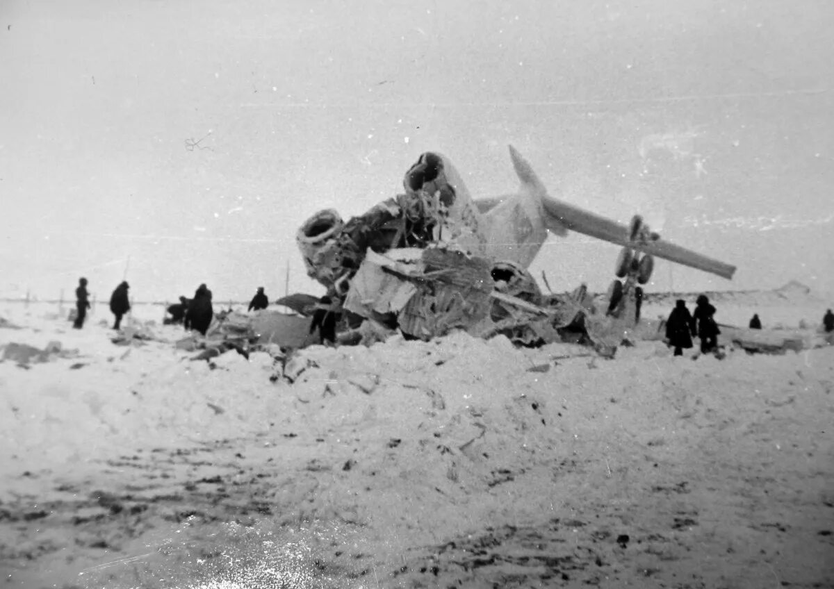 Авиакатастрофа 16. Авиакатастрофа в Норильске в 1981. Красноярск/Норильск 1981/авиакатастрофа. Катастрофа ту-154 в Норильске. Авиакатастрофа Красноярск-Норильск 1981 год.