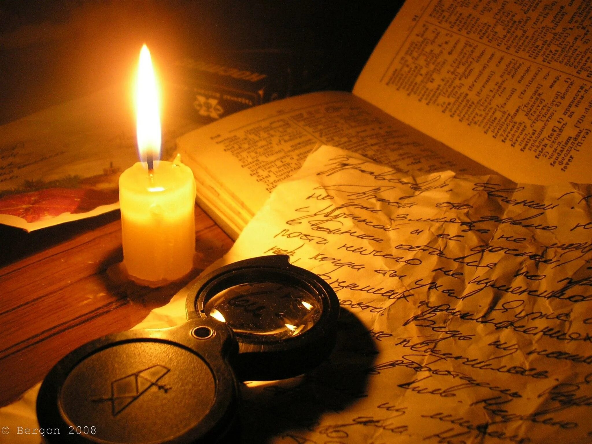 Стихи доктора живаго свеча горела на столе. На свечку дула из угла, и жар соблазна вздымал, как ангел, два крыла. Доктор живаго мело мело по всей земле. Зимняя ночь мело мело по всей. На свечку дуло из угла.