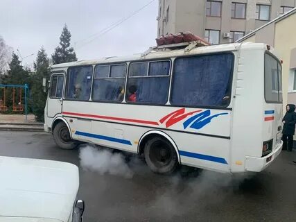 Три автобусные колонны со школьниками