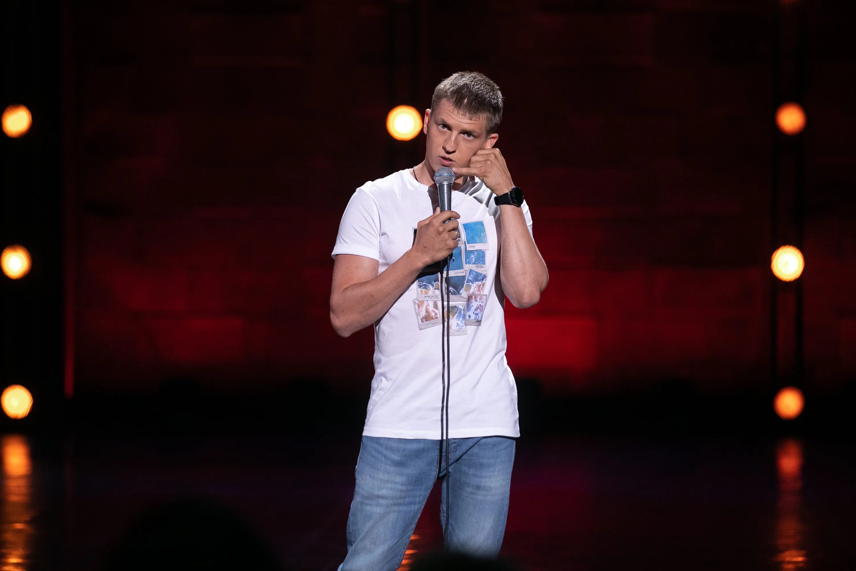 Стендап шел тнт. Алексей щербаков stand up. алексей щербаков стендап 2025. тнт stand up алексей щербаков. сергей морозов стендап.