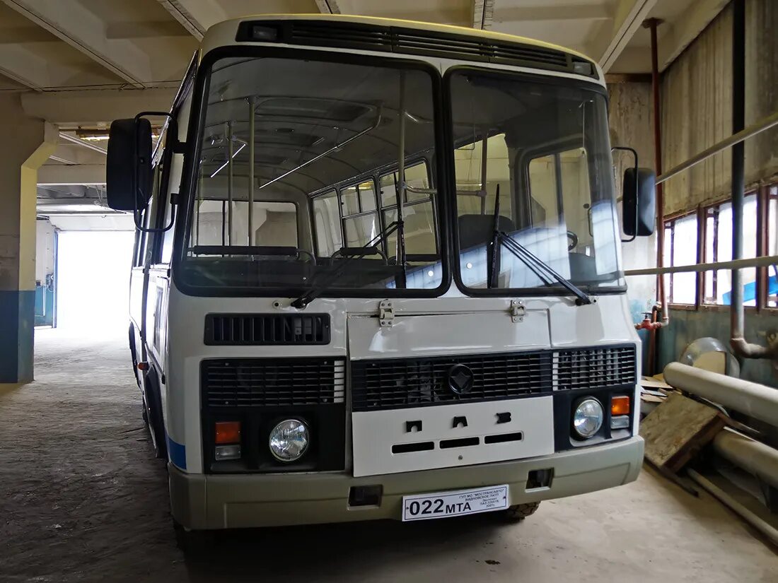 Грузовой паз. Паз 32051. паз 3205 мострансавто. паз 32051 салон. паз 32051 кабина.
