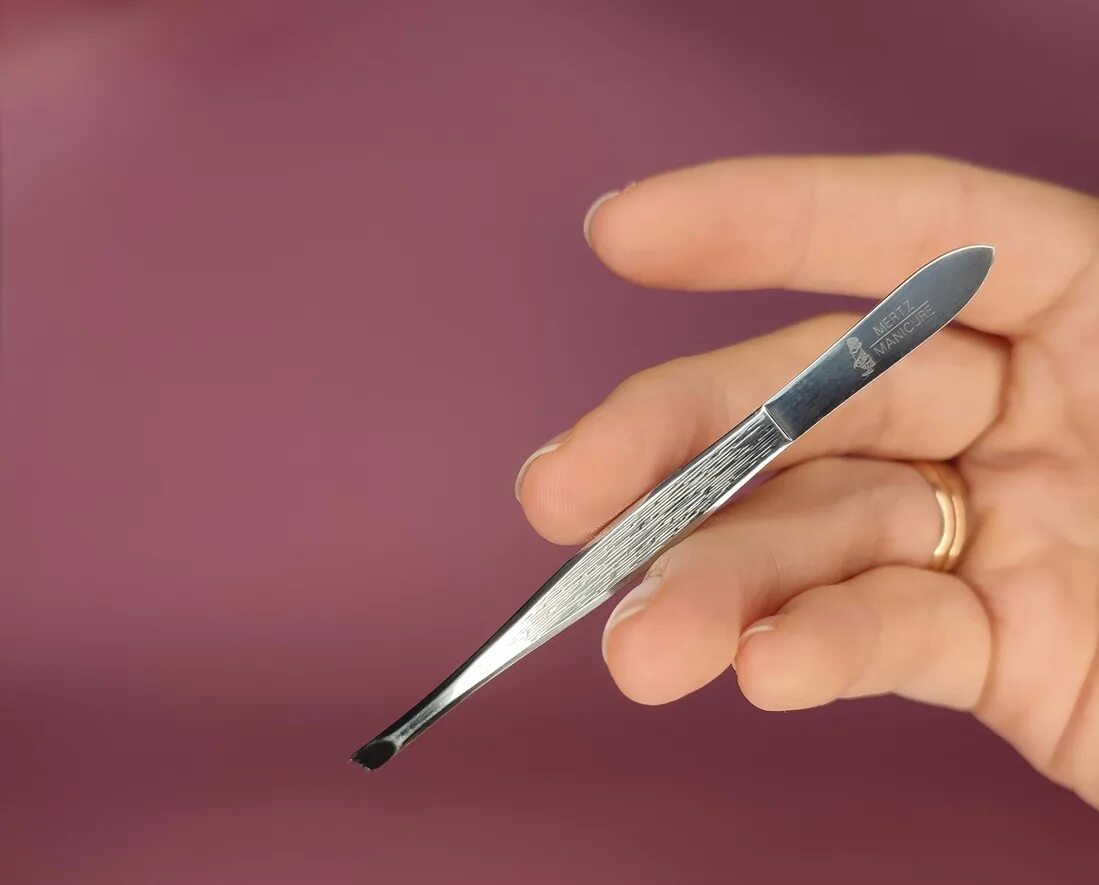 Как держать пинцет. Пинцет mertz manicure 2250. где хранить пинцеты. как следует правильно держать пинцет.