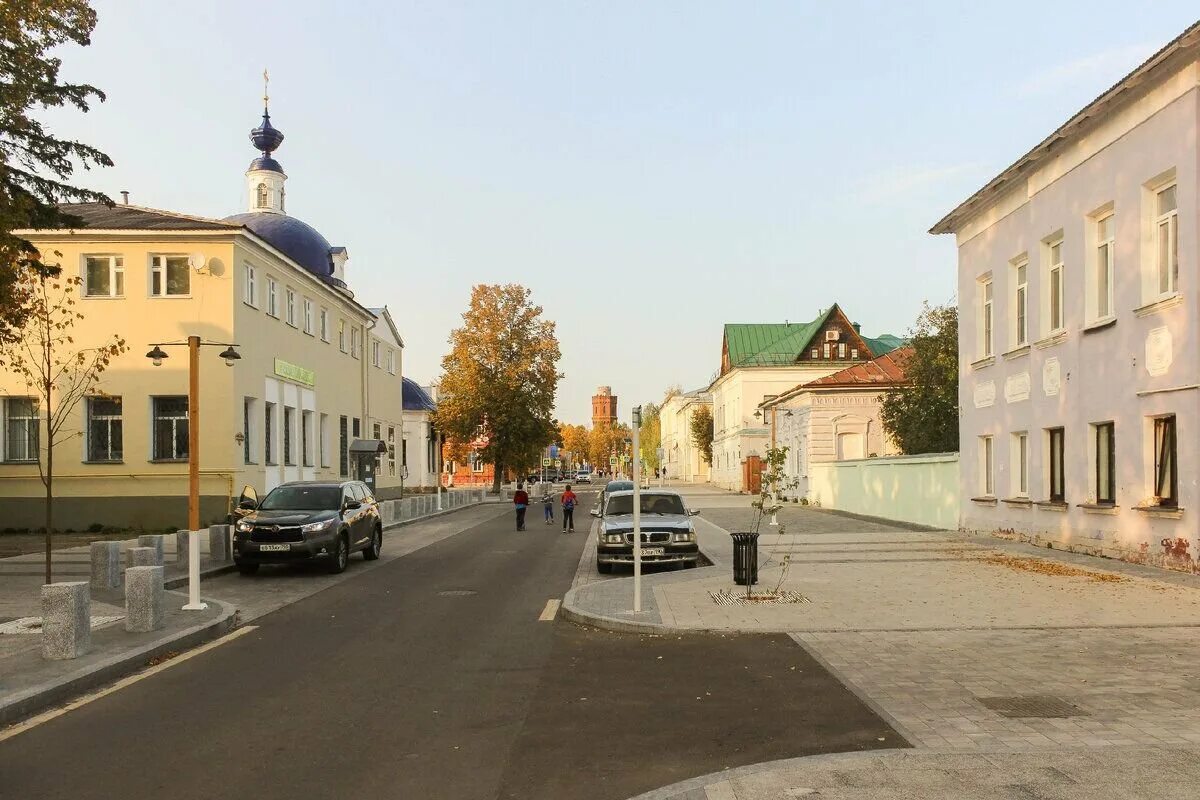 Провинциальный город. Прогулки по городу. Звенигород город. Москва глубинка.