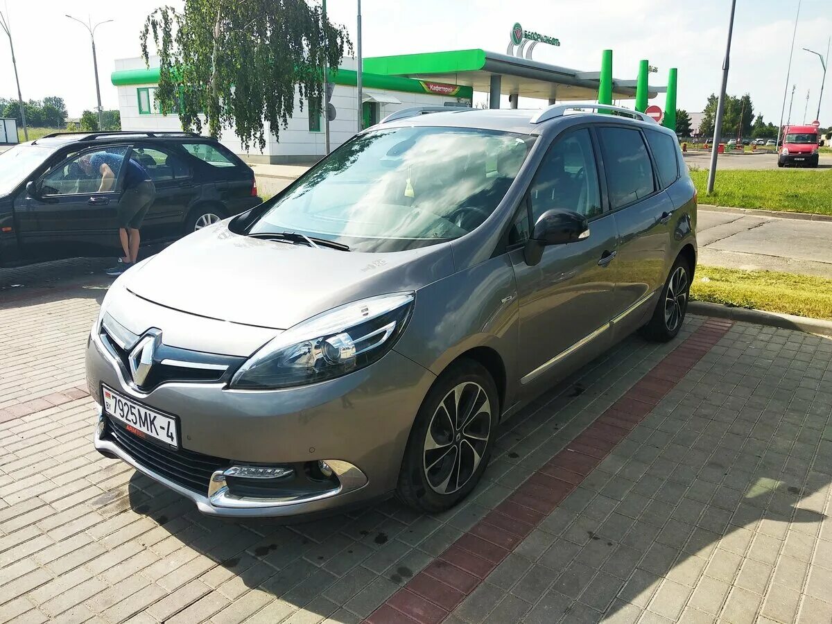 Renault Grand Scenic 2015. Рено Сценик 3 дизель. Рено Гранд Сценик 3 1.5 дизель. Рено Гранд Сценик 2014 дизель 1.5.