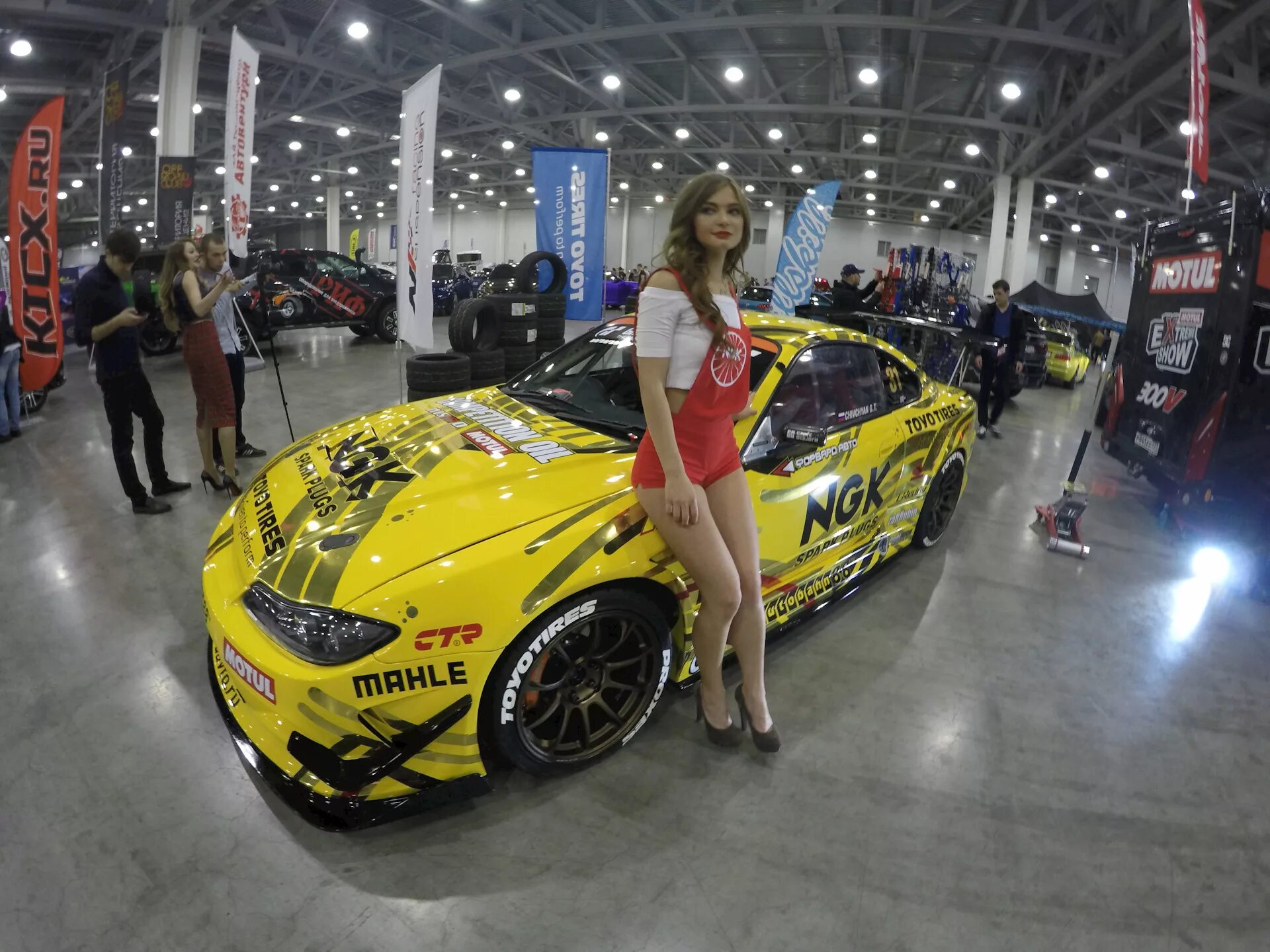 Tuning moscow. Moscow Tuning show 2016 девушки. Выставка Moscow Tuning show (тюнинг шоу) 2010, Москва Аккорд. Auto Tuning show 2021. Moscow Tuning show 2022.