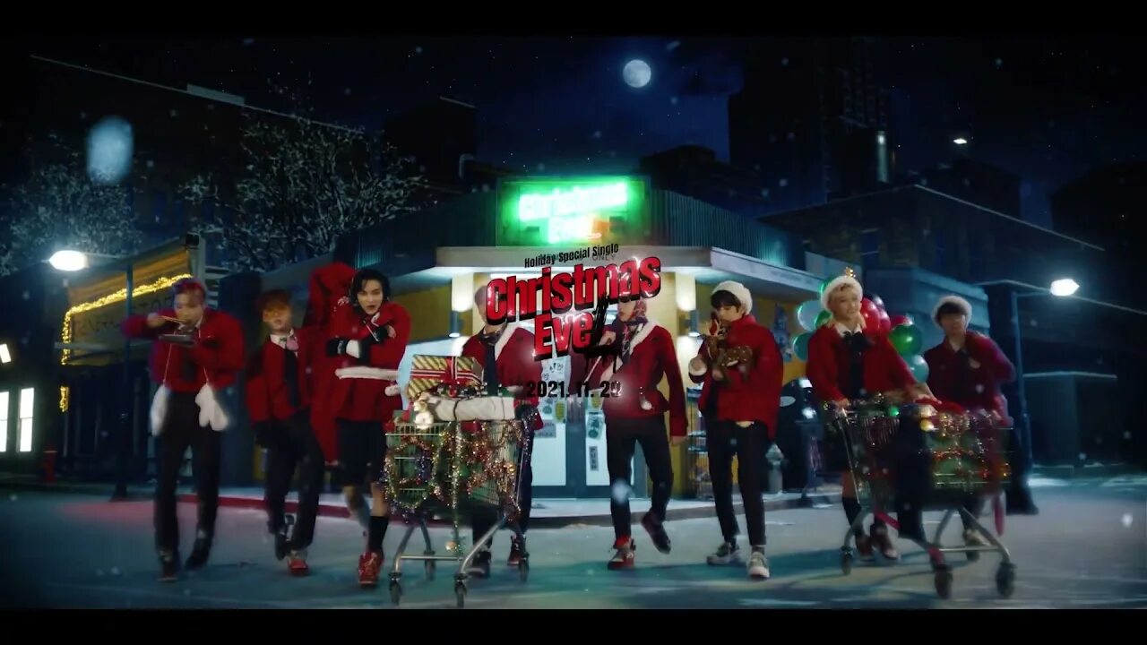 Песня эвел. Группа stray kids крисмас. Stray kids кристмас ивел. Песня эвел. Песня эвел.