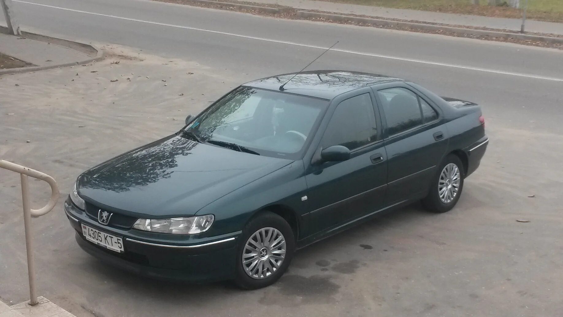 Пежо 406 2000 года. Peugeot 406 2000. Peugeot 406 2000 года. Пежо 406 зеленая.