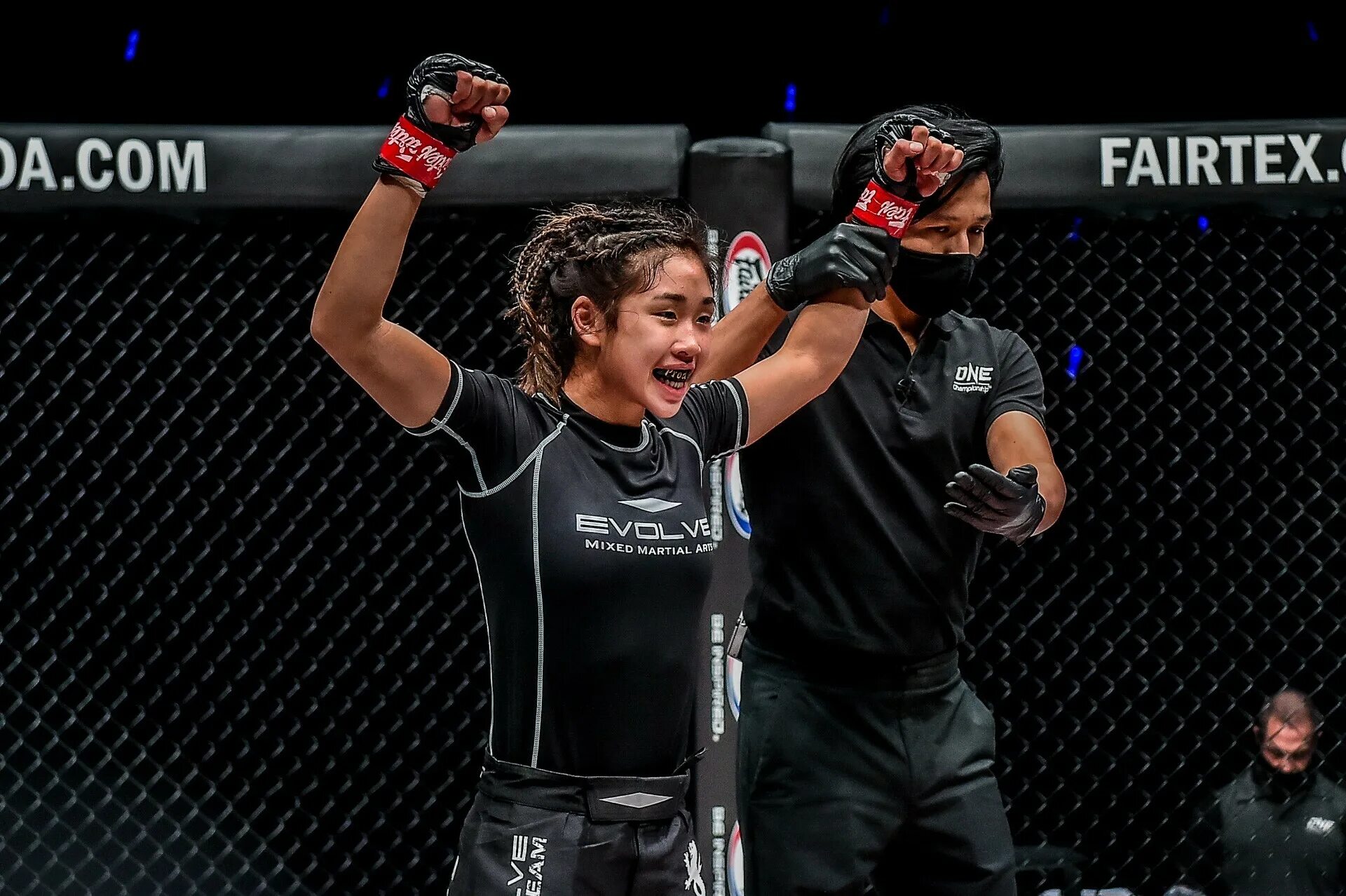 Victoria Lee UFC. Victoria Lee one FC. Бойцы ММА. Angela Lee one Championship.