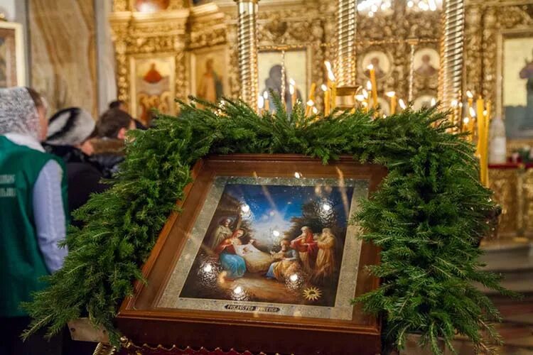 Служба в храме на рождество брянск фото Православные смоляне встретили светлый праздник Рождества Газета "Рабочий путь"