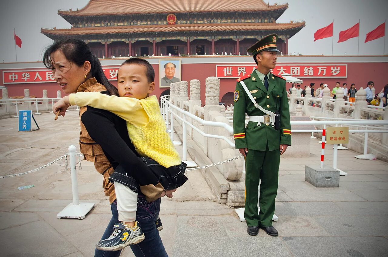Жизнь простых китайцев в китае. Современные китайцы. Китайцы дети. Жизнь в Китае. Китайские люди.