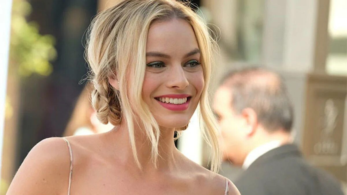 марго робби фигура. марго робби пинк. розовая роль марго робби. марго робби margot robbie. маршороби фото.