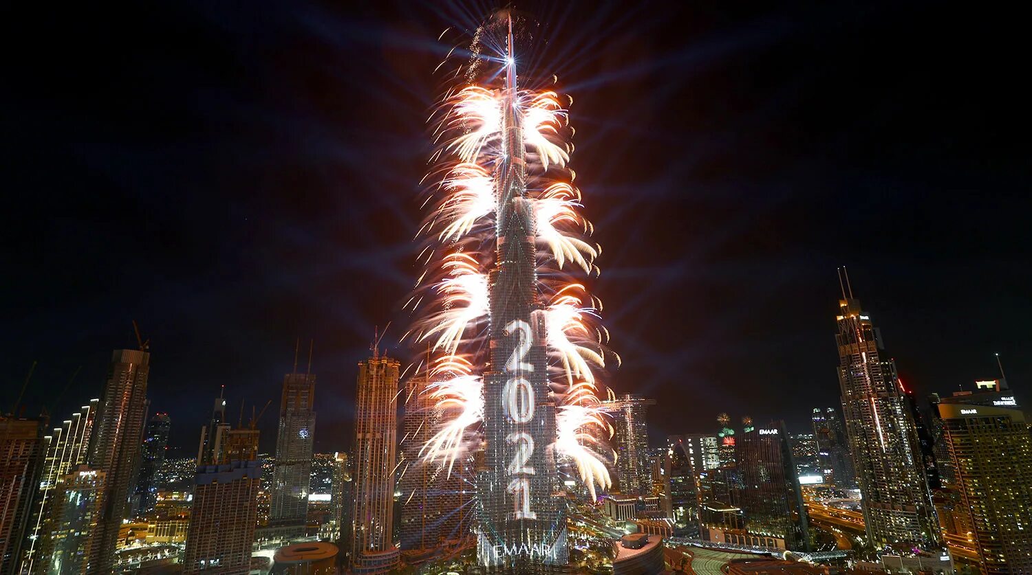 Дубай видео 2024. Бурдж-Халифа Дубай. Бурдж-Халифа Дубай 2022. Бурдж Халифа салют 2022. Бурдж Халифа новый год 2021.