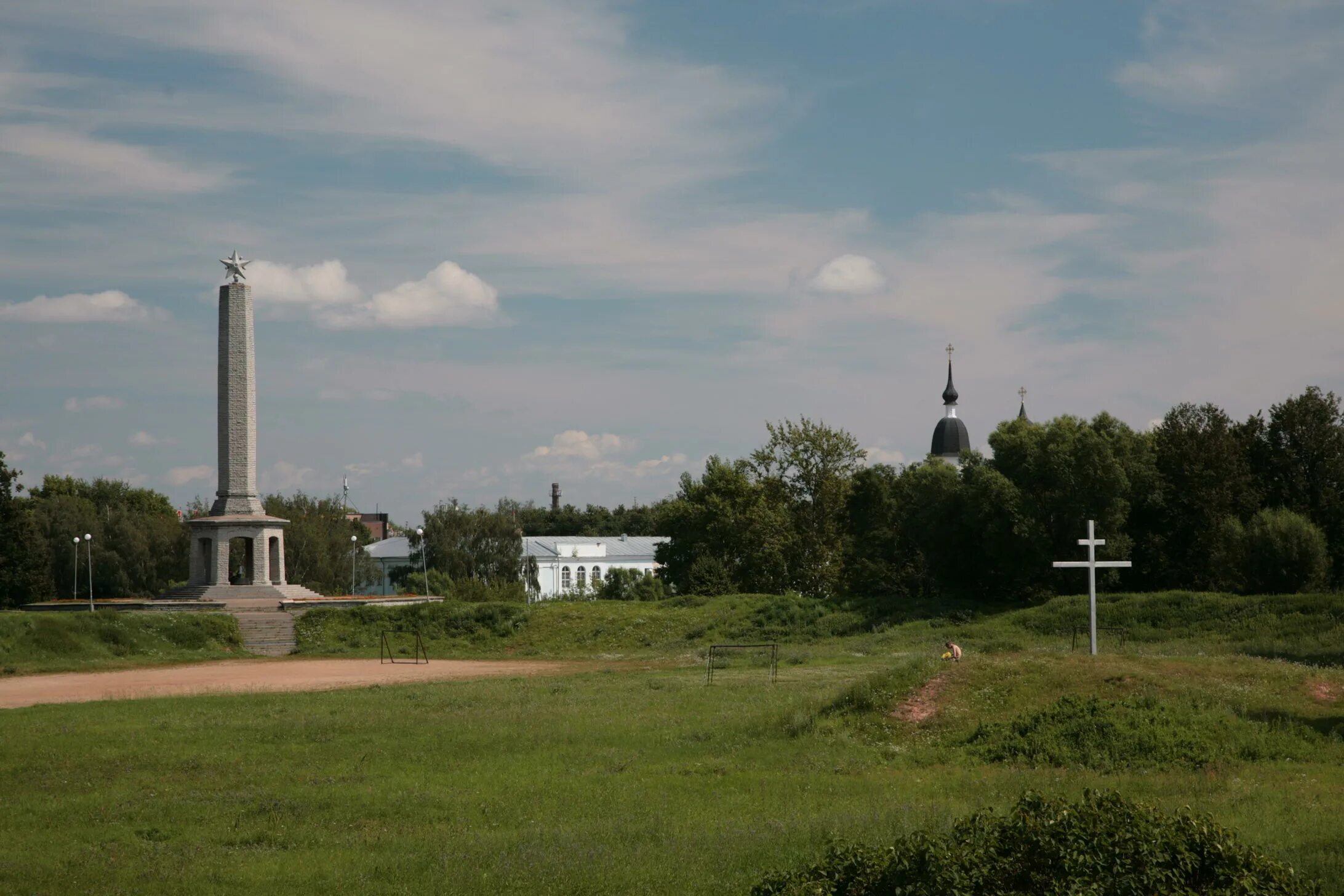 Крепость великие луки. Великолукская крепость Великие Луки. Великолукская крепость Великие Луки достопримечательности. Великолукский Кремль. Великолукская Земляная крепость.