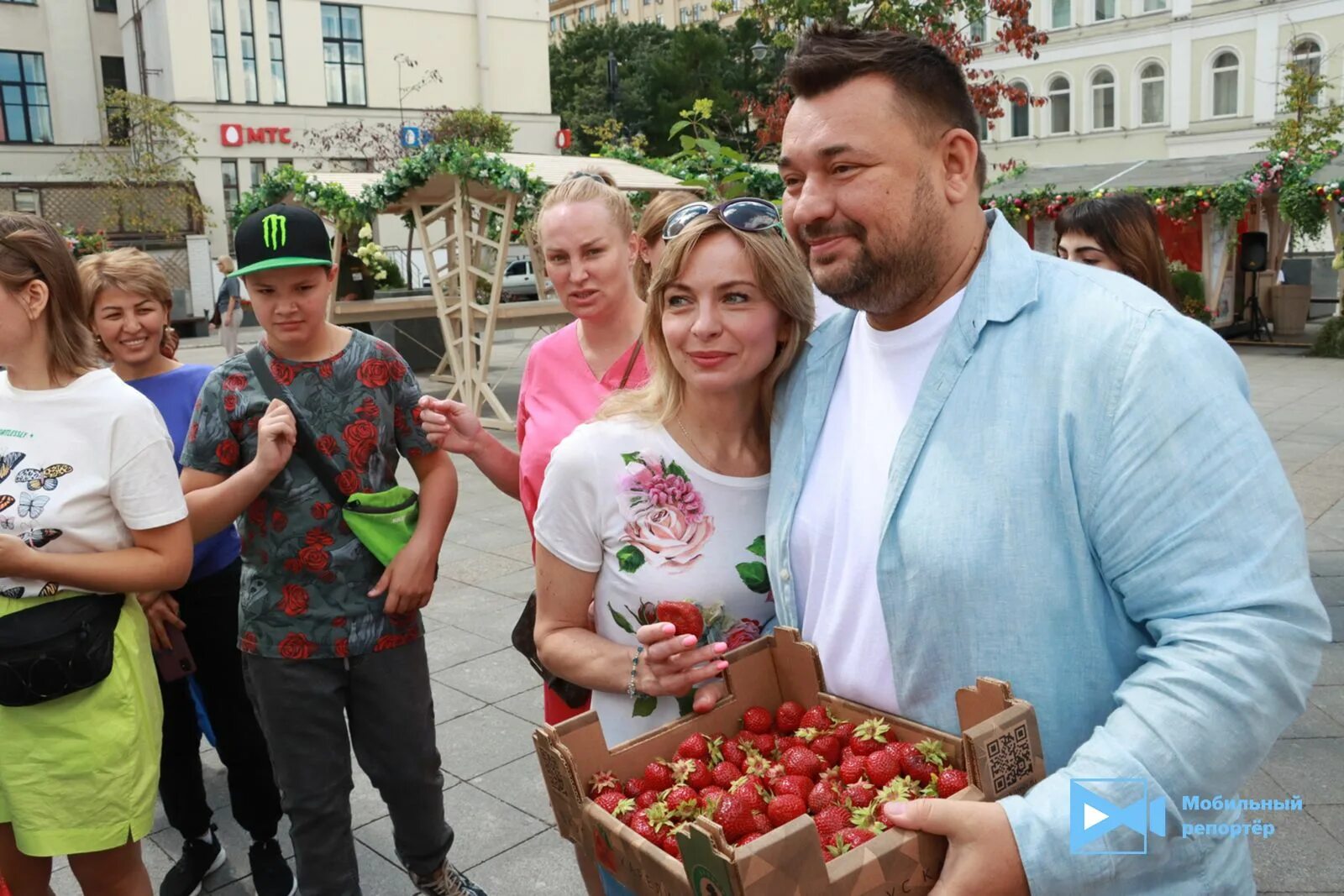 Фестиваль клубники. Фестиваль Московское варенье. Фестиваль варенья в Москве.