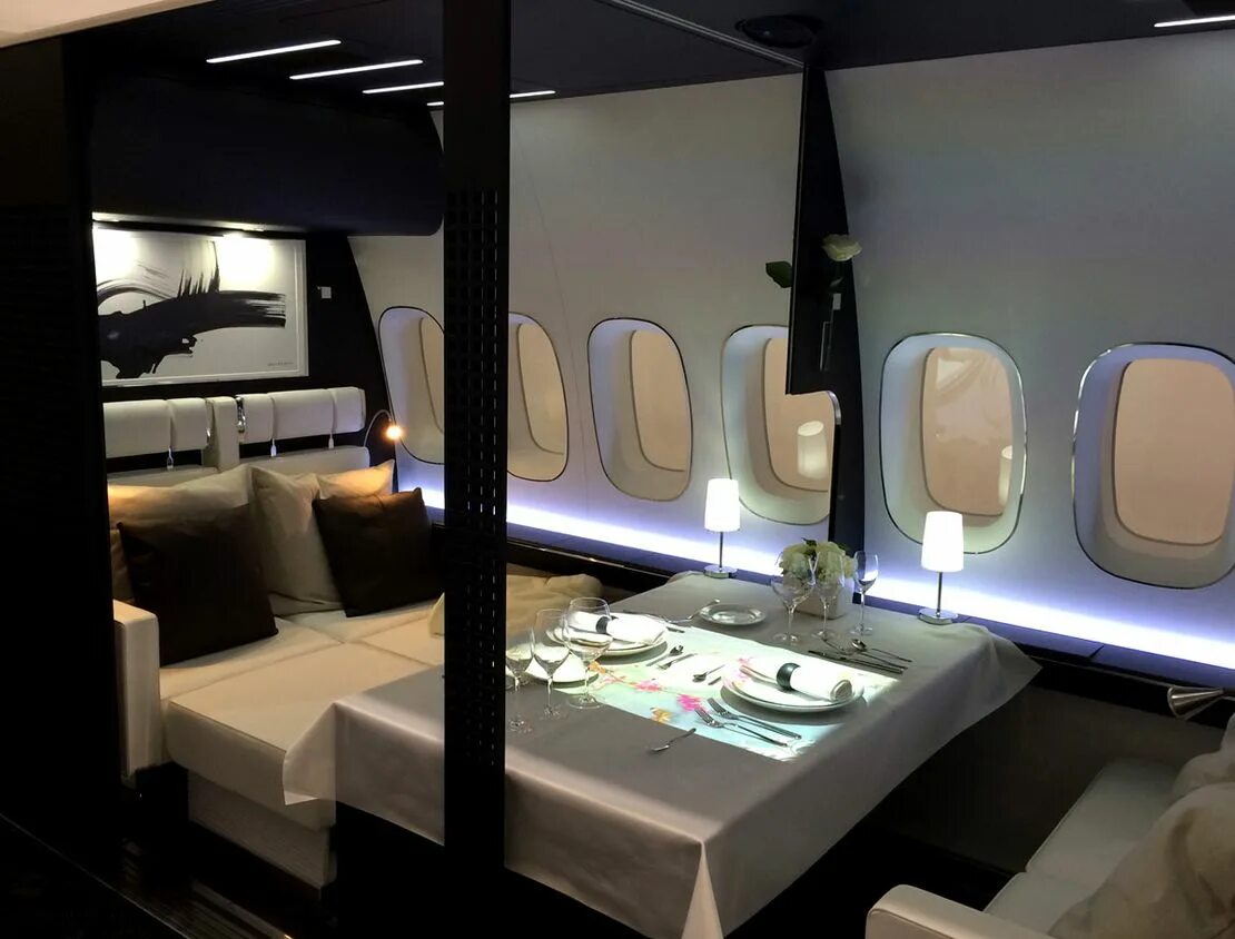 Вип аэрофлот. Первый класс emirates a380. Аэрофлот а320 бизнес. Singapore airlines 1 класс. Qatar airways бизнес класс 777.