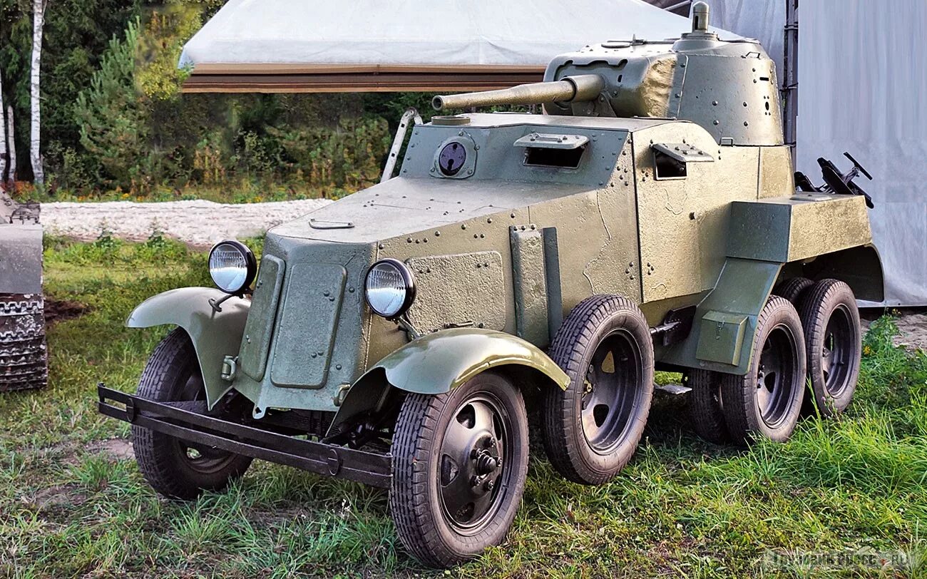 Ба про. Ба-10 бронеавтомобиль. Советский бронеавтомобиль ба-10. Ба10 броневик. Ба10 броневик внутри.