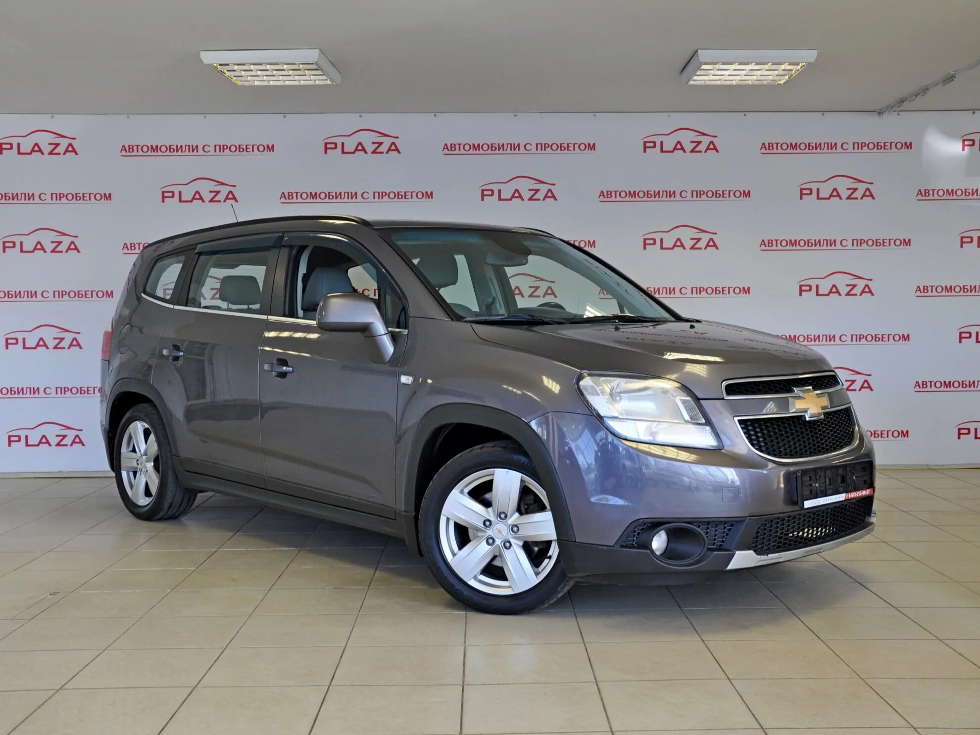 Бу автомобилей легковой. Машина Шевроле Орландо. Chevrolet Orlando 2012 автору. Шевроле Орландо 2013 год СПБ. Шевроле Орландо 2012 двигатель.