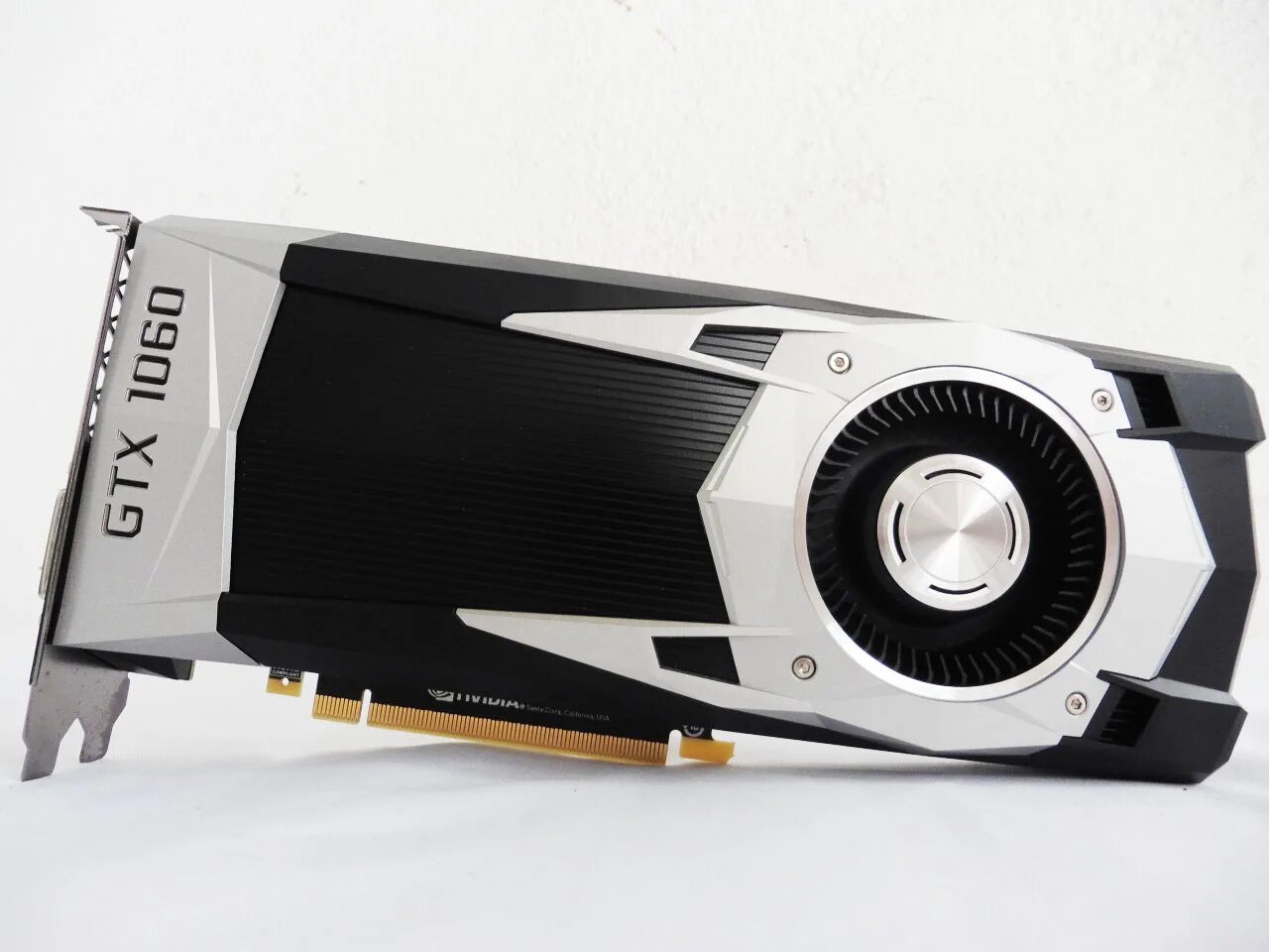 Nvidia geforce gtx 1070 (8 гб). Nvidia geforce gtx 1060 ti. Gtx 2080ti founders edition. Видеокарты nvidia founders edition. Видеокарта geforce 1080 ti.