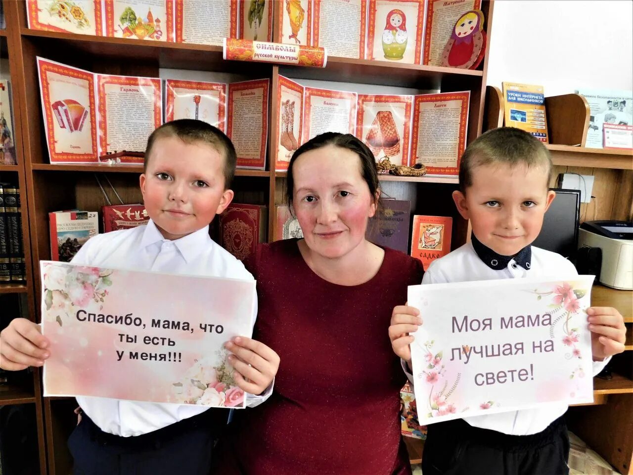 Пусть мамы словно розы цветут без выходных