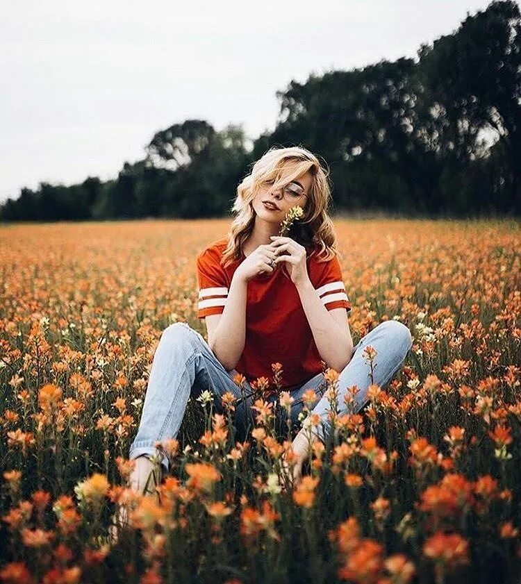 Где девушки идеи. Фотосессия на природе. идеи для фотосессии. летняя фотосессия на природе. креативные фотосессии на природе.