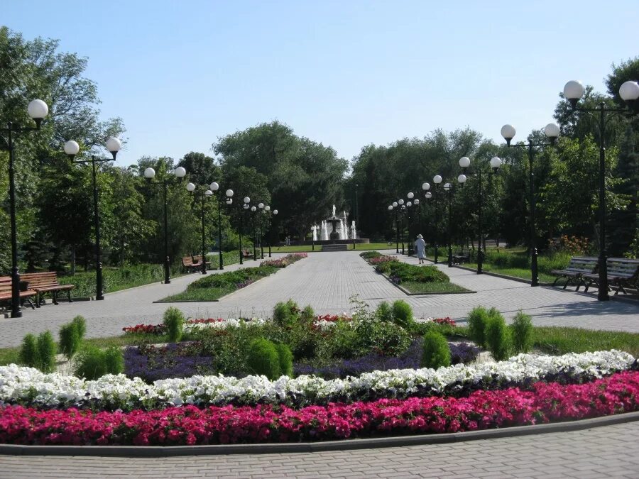 Камышин места. Камышин набережная музей. камышин центр города. камышин парк набережная. гор камышин волгоградской области.