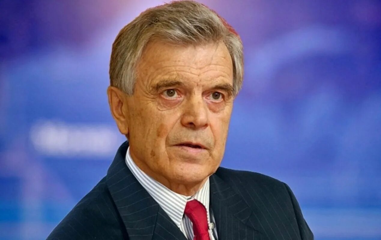 Хасбулатов 1993. Хасбулатов 1993. Русла́н имранович хасбула́тов. Хасбулатов руслан имранович 1993. Хасбулатов руслан имранович.