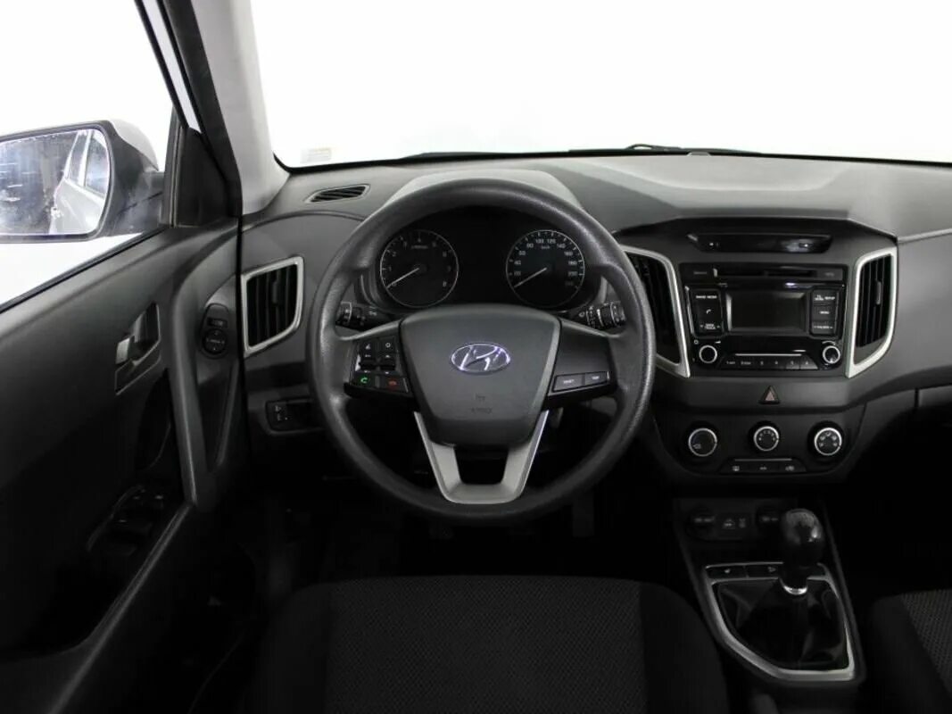 Белый Hyundai Creta i 1.6 at (123 л.с.). Купить новый Hyundai Creta II 1.6 at (123 л.с.) бензин.