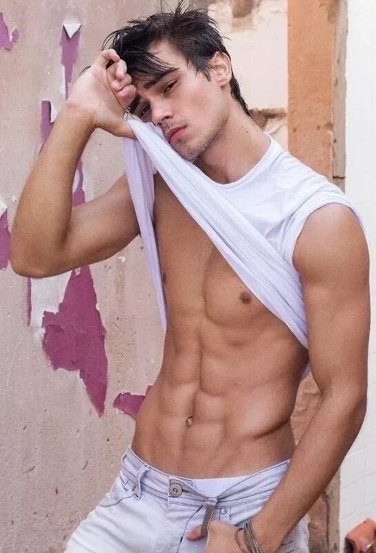 Красивые парни в шортах. Greg remmey. Твинк модель. Скотт гарднер 18. Hot boys 18.