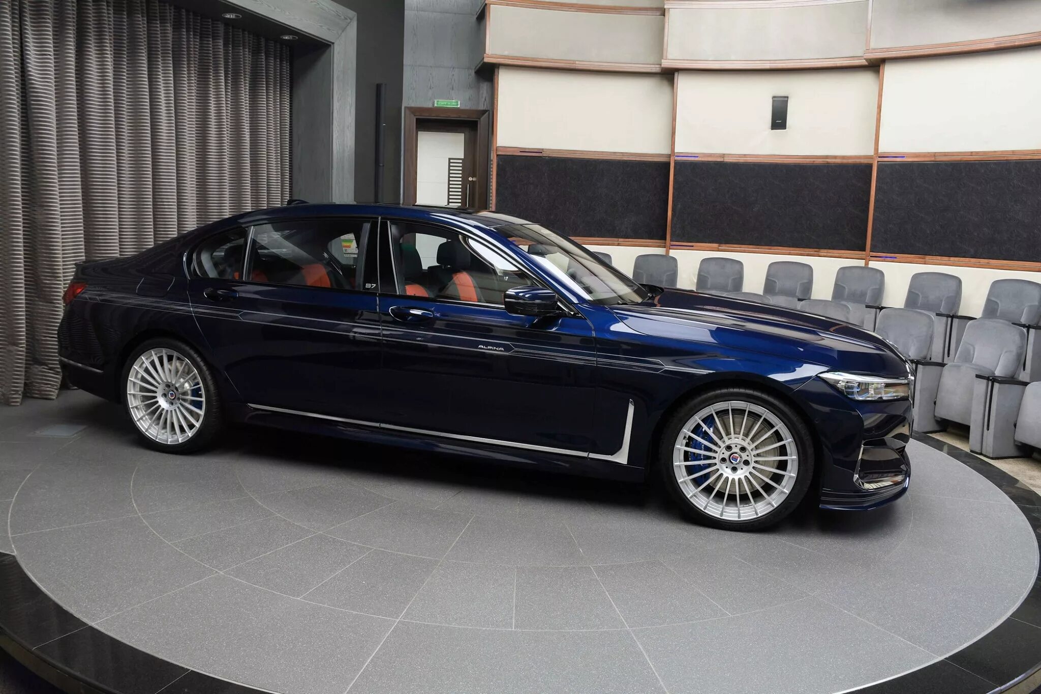 Бмв 7 альпина. Bmw 7 alpina b7. Bmw alpina b7 biturbo. Bmw m4 alpina. Alpina blue.