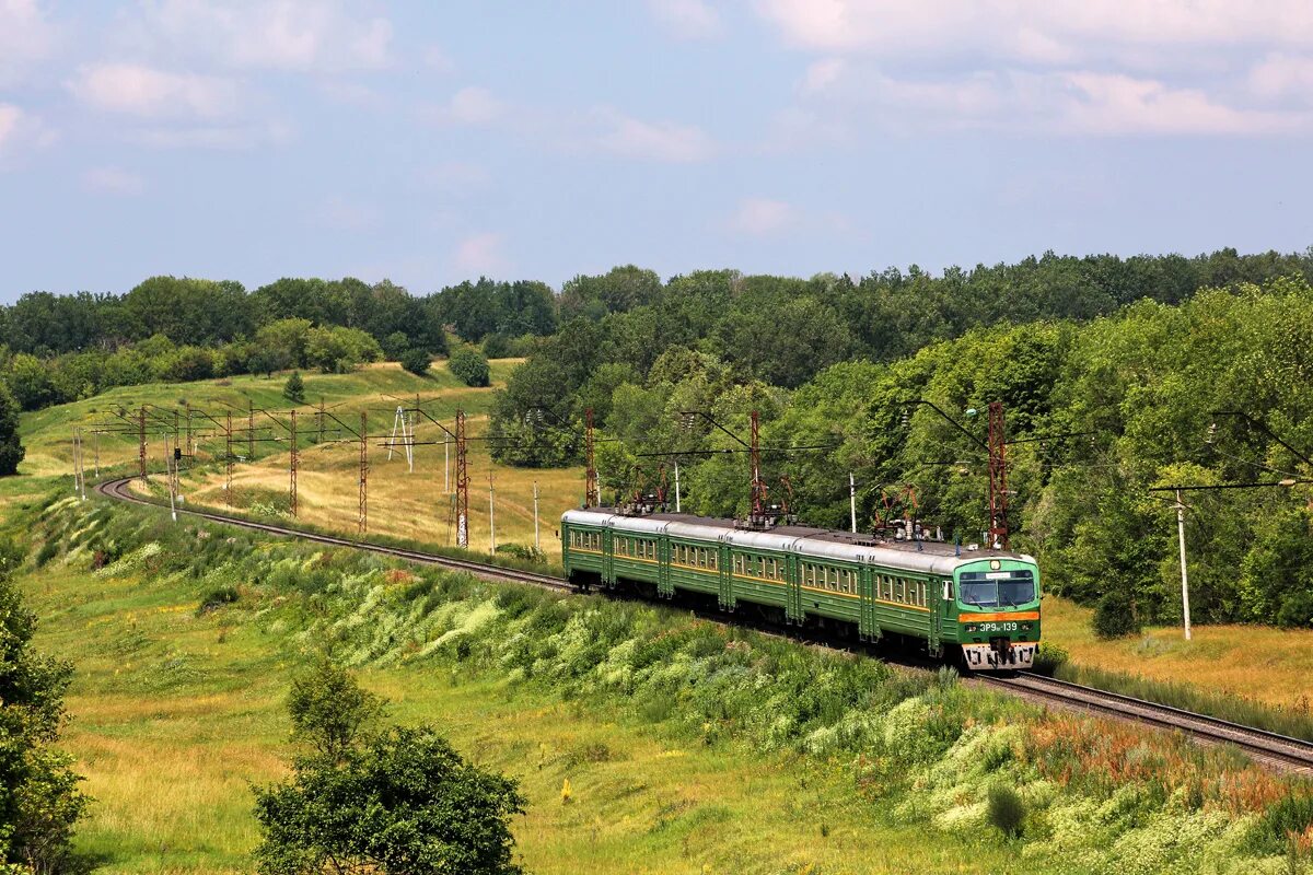 эм2 028. электропоезд михнево. пригородные поезда эд4м. эд4м-0426. эд4м станция егорьевск.