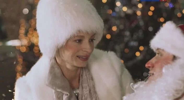 Однажды в новый год фильм. Тнт новый год однажды в россии. Однажды в новый год 2011. Однажды в новый год фильм. Картункова снегурочка с дедом морозом в однажды в россии.