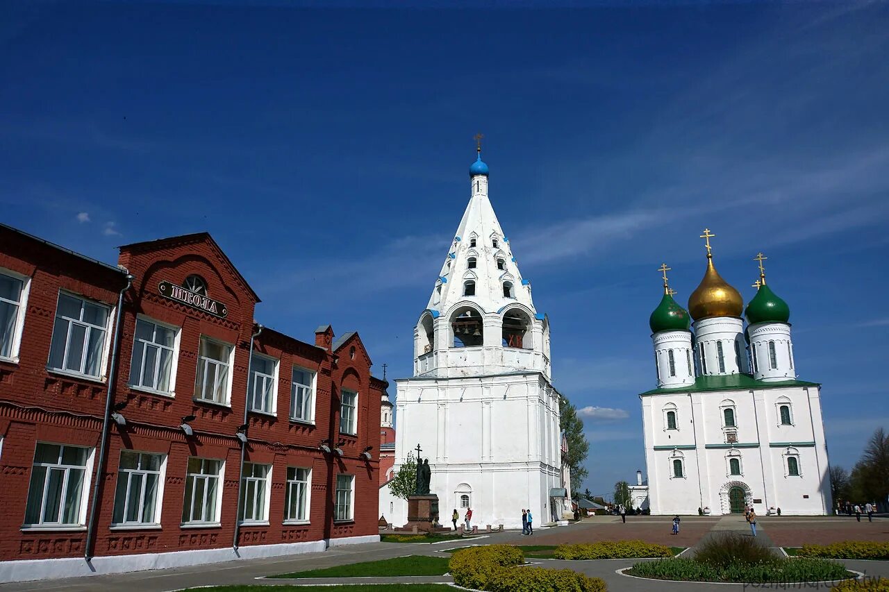 Коломна кремль экскурсии. Соборная колокольня (Коломна). Коломенский Кремль Коломна. Коломенский Кремль Церковь. Коломна церкви Кремля.